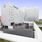 Campanile Euralille Hotel 3*