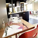 Campanile Euralille Otel Lille