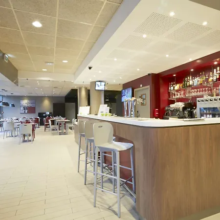 Hotel Campanile Euralille 3*