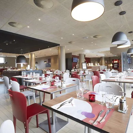 Campanile Euralille Hotel 3*