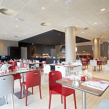 Hotel Campanile Euralille 3*