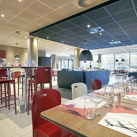 Campanile Euralille Hotel 3*