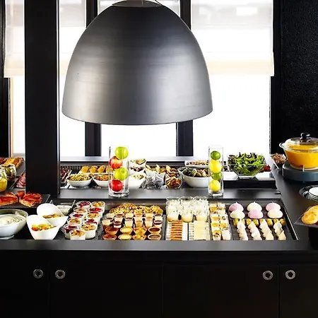 Hotel Campanile Euralille 3*