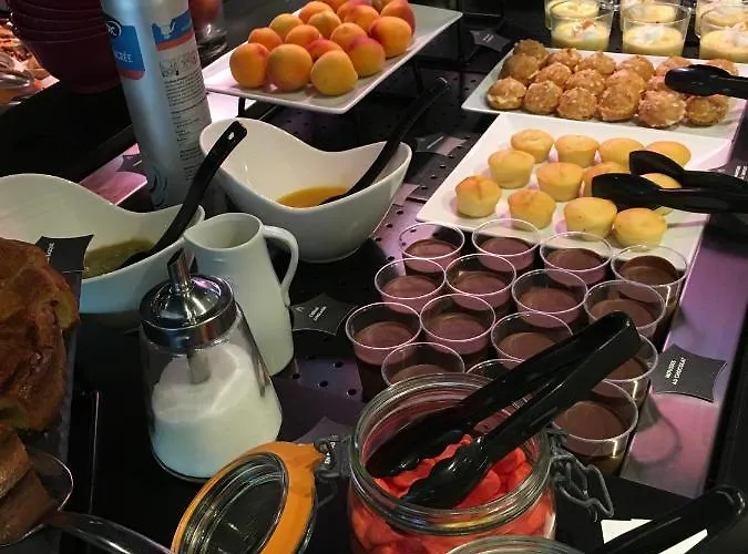 캄파닐레 유라릴 호텔