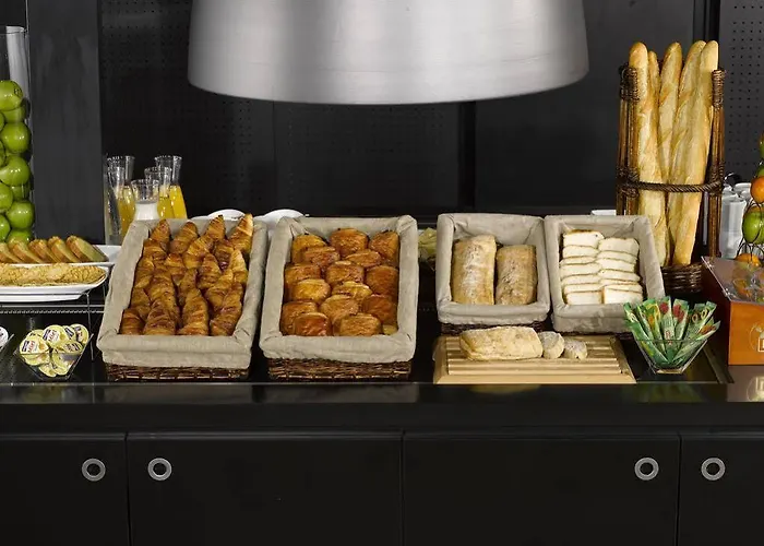 호텔 캄파닐레 유라릴