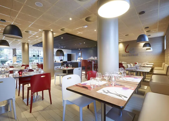 캄파닐레 유라릴 호텔